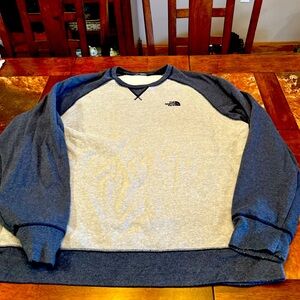 Men’s Northface Crewneck Sweatshirt Size 2X